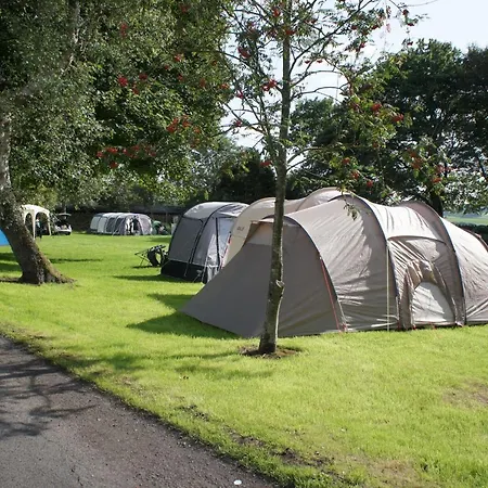 The Dalesbridge Campsite And Cabins *
